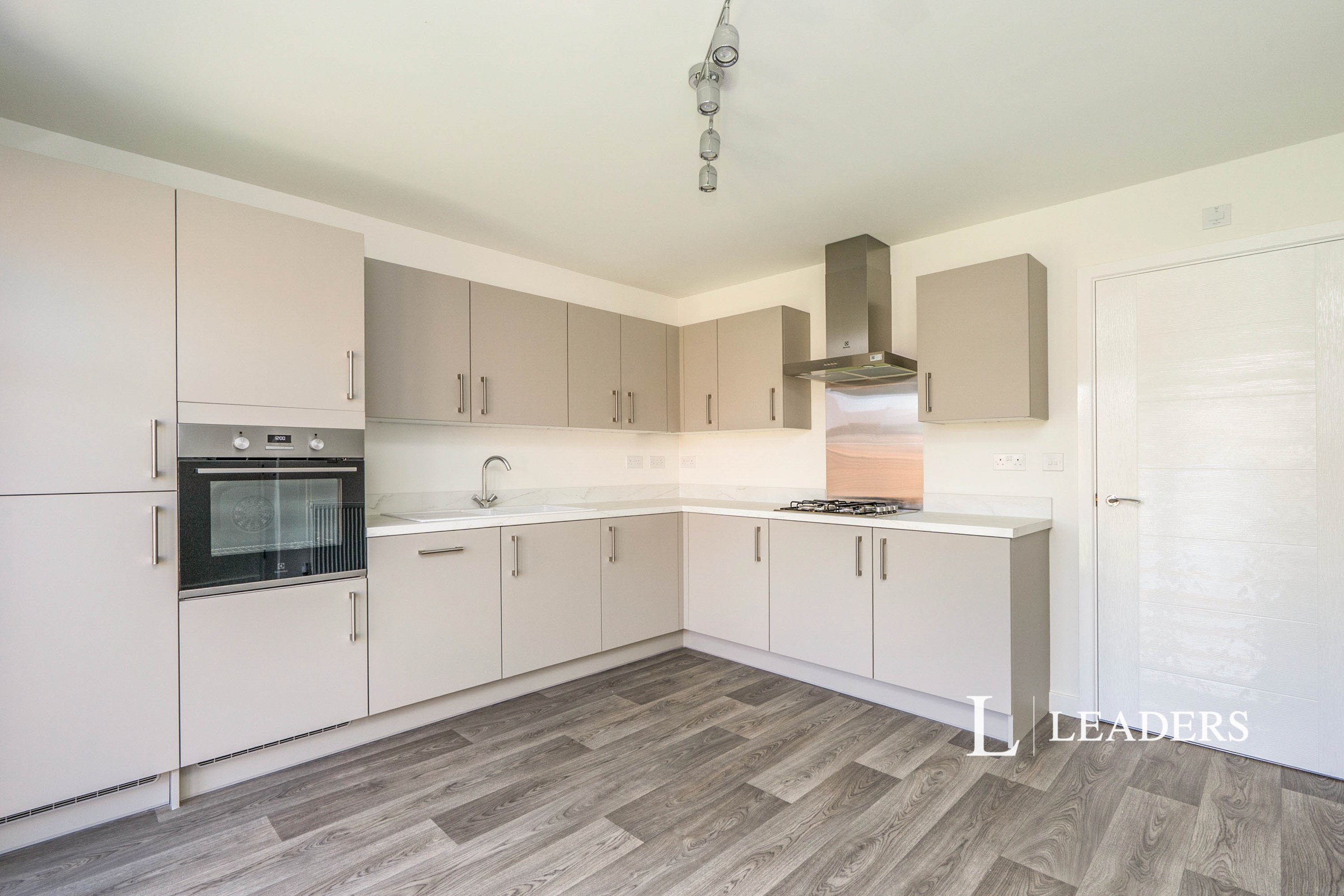 propertyP4764303