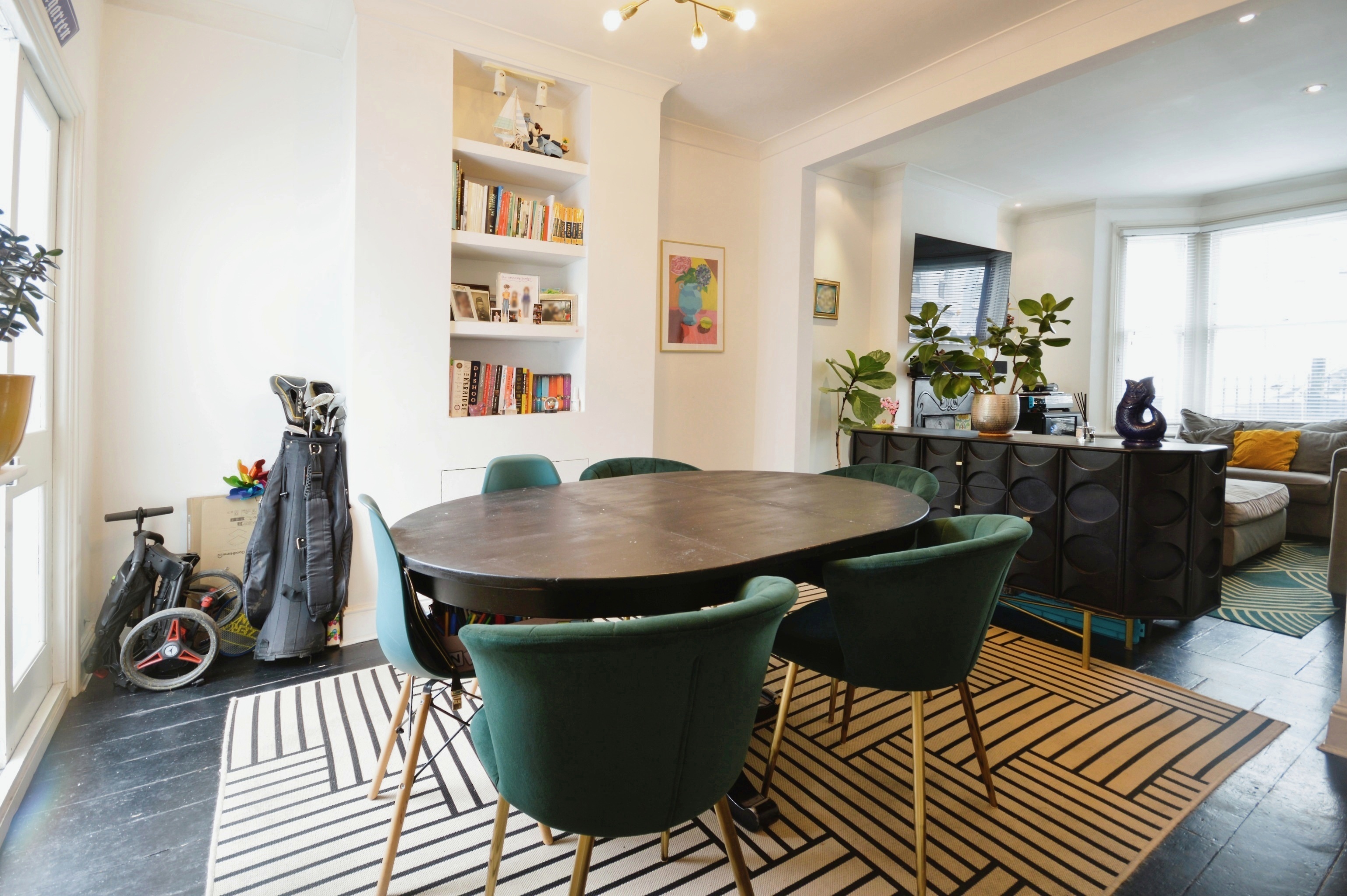 propertyP28606310