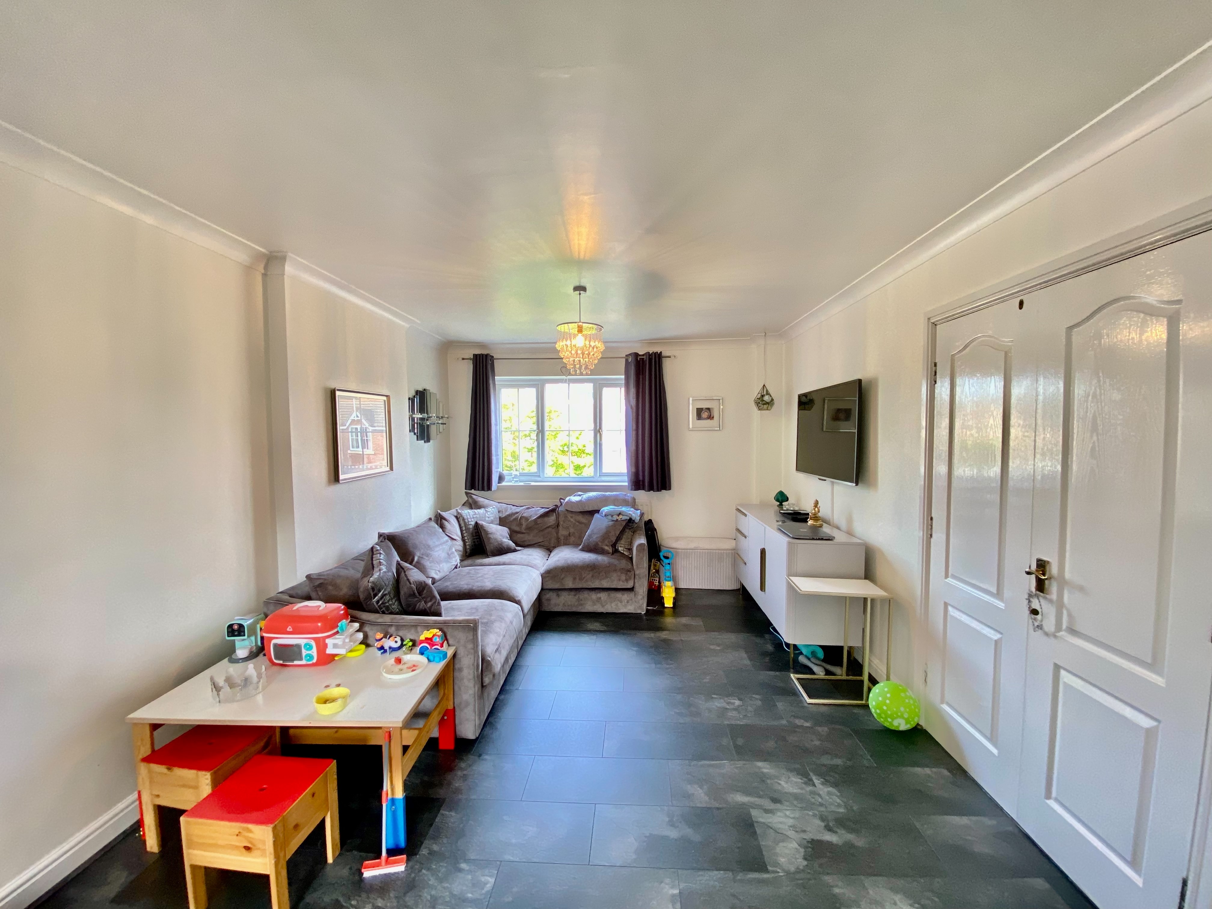 propertyP2842344