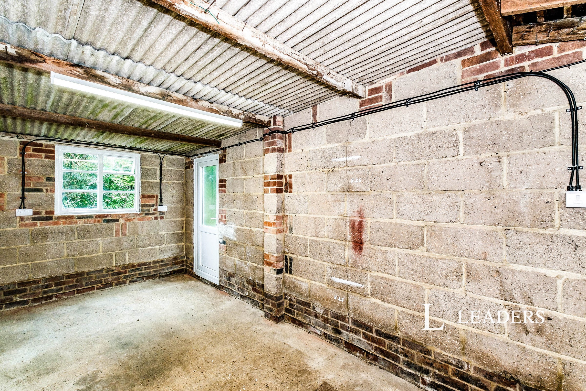 propertyP1281469