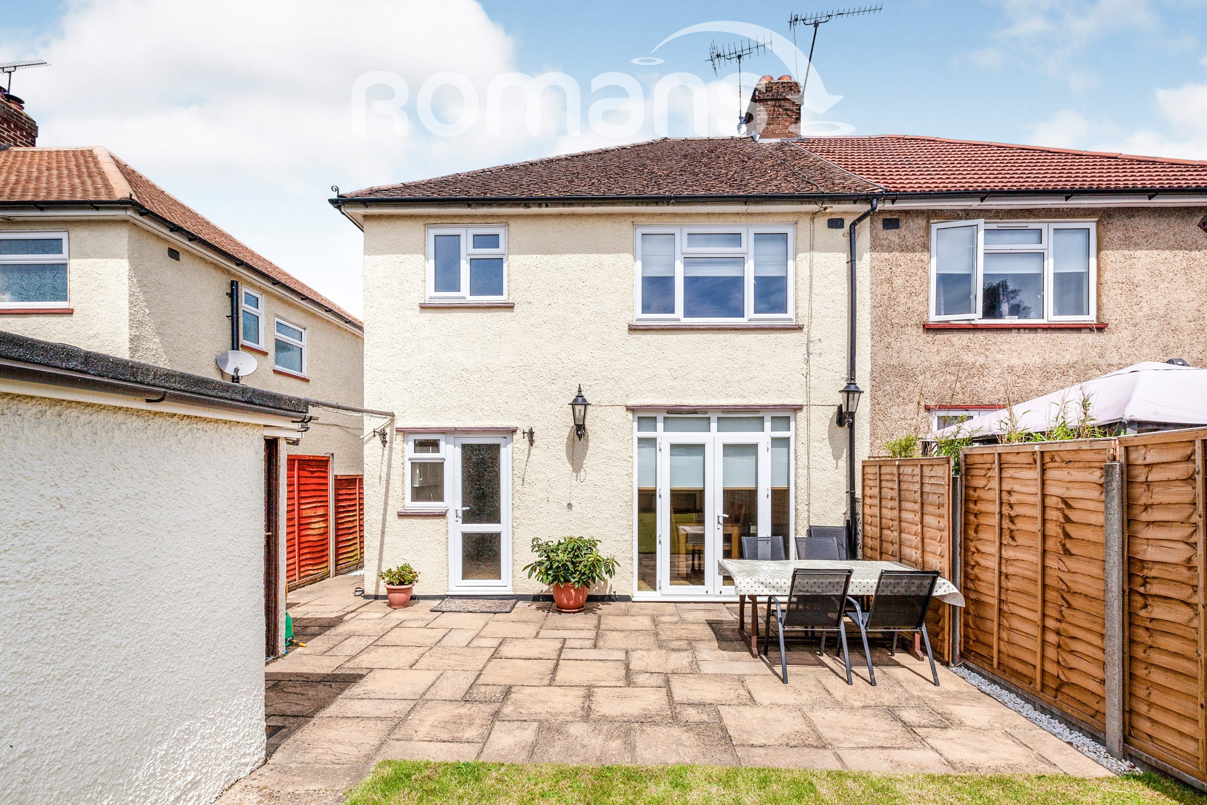 Ennerdale Crescent, Burnham, SL1 Romans