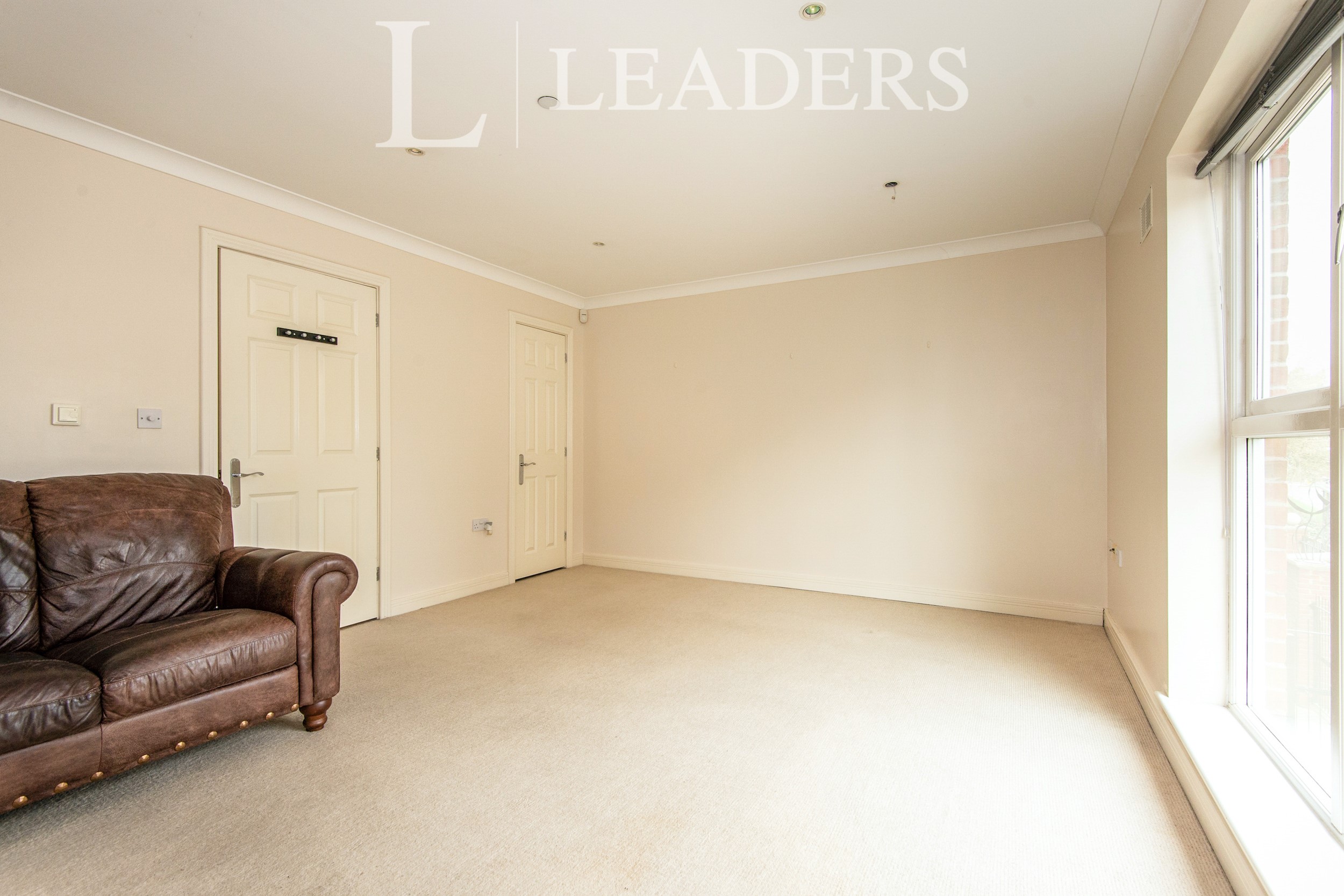 propertyP1034674