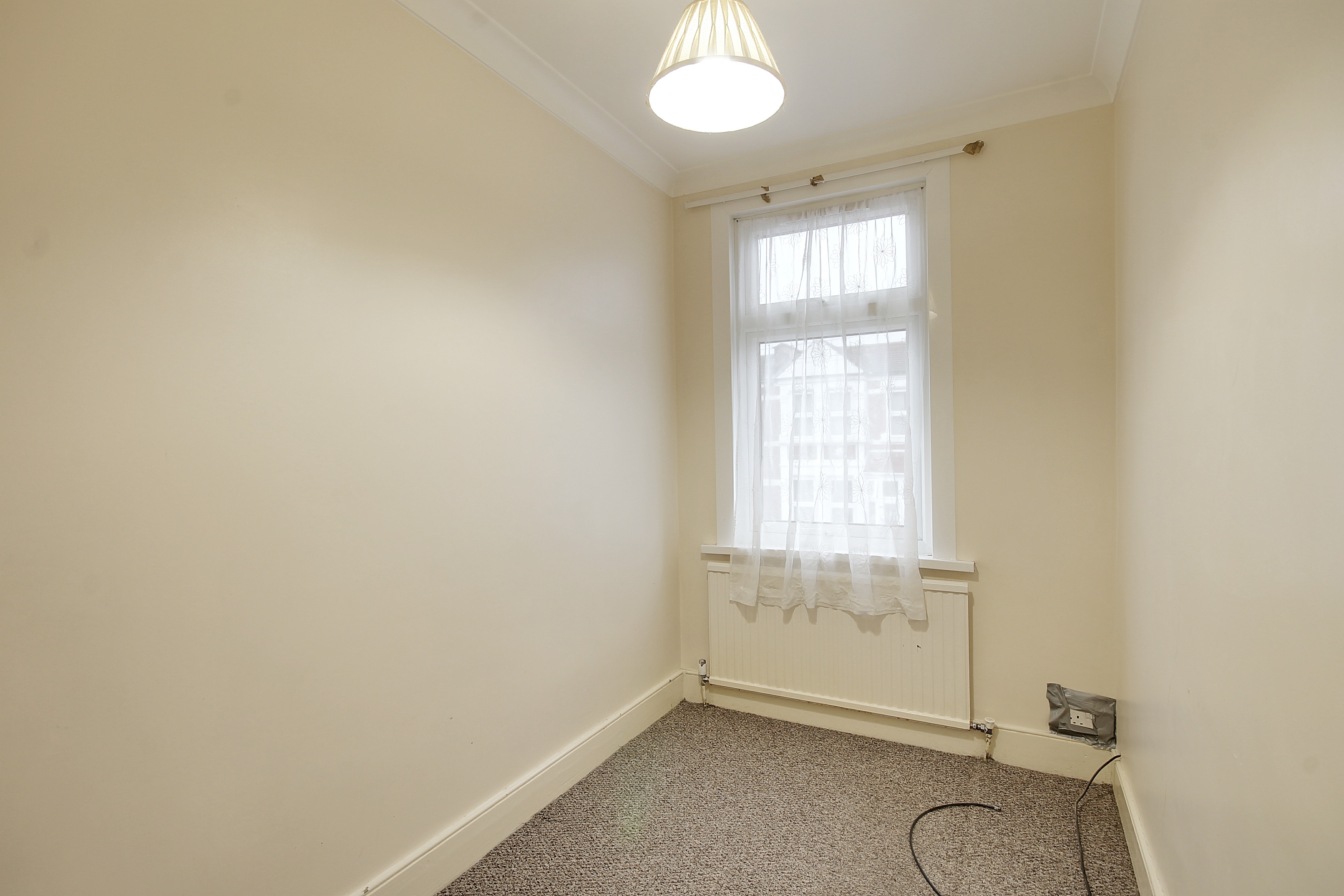 propertyP1932057