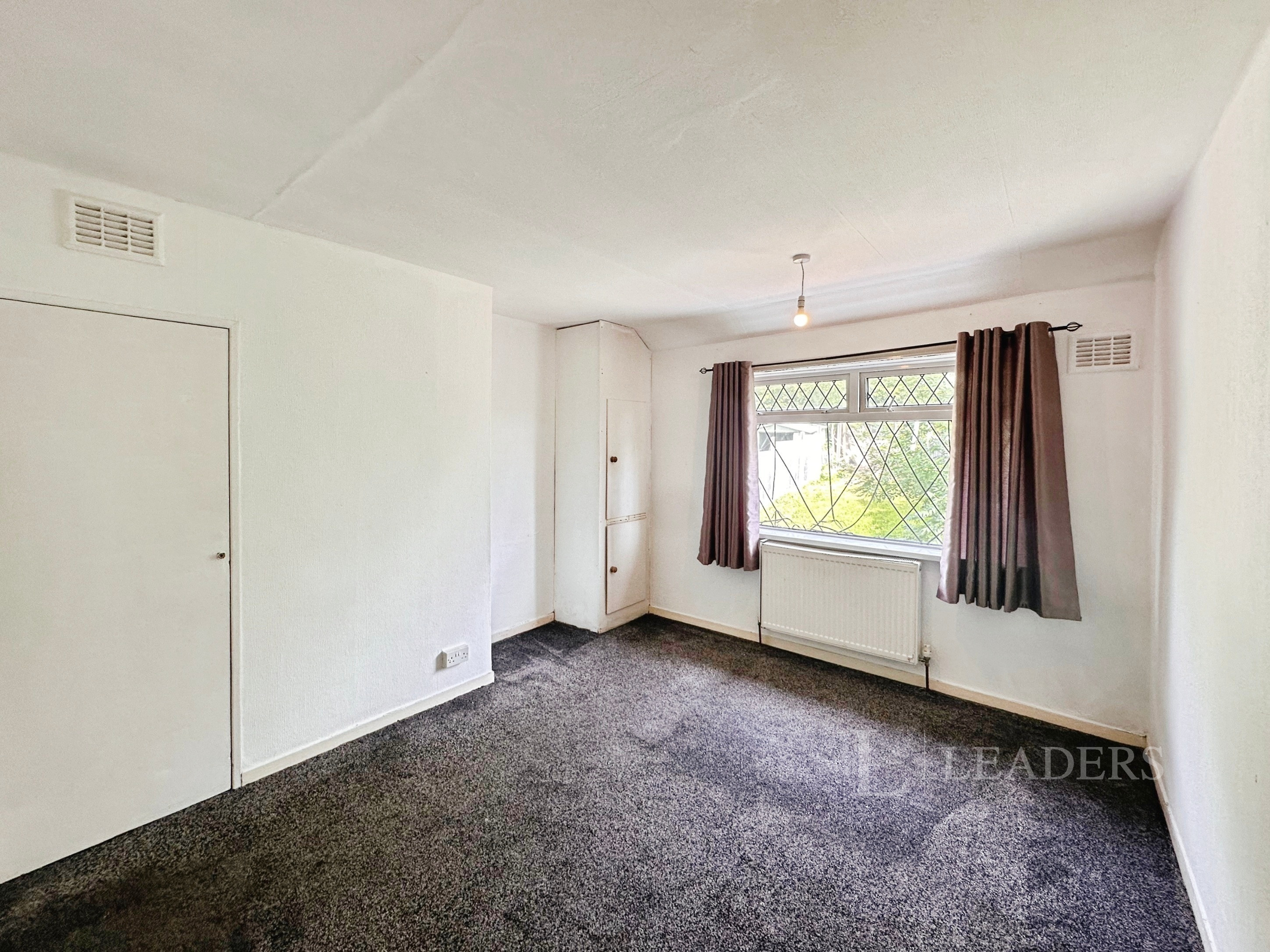 propertyP47615910