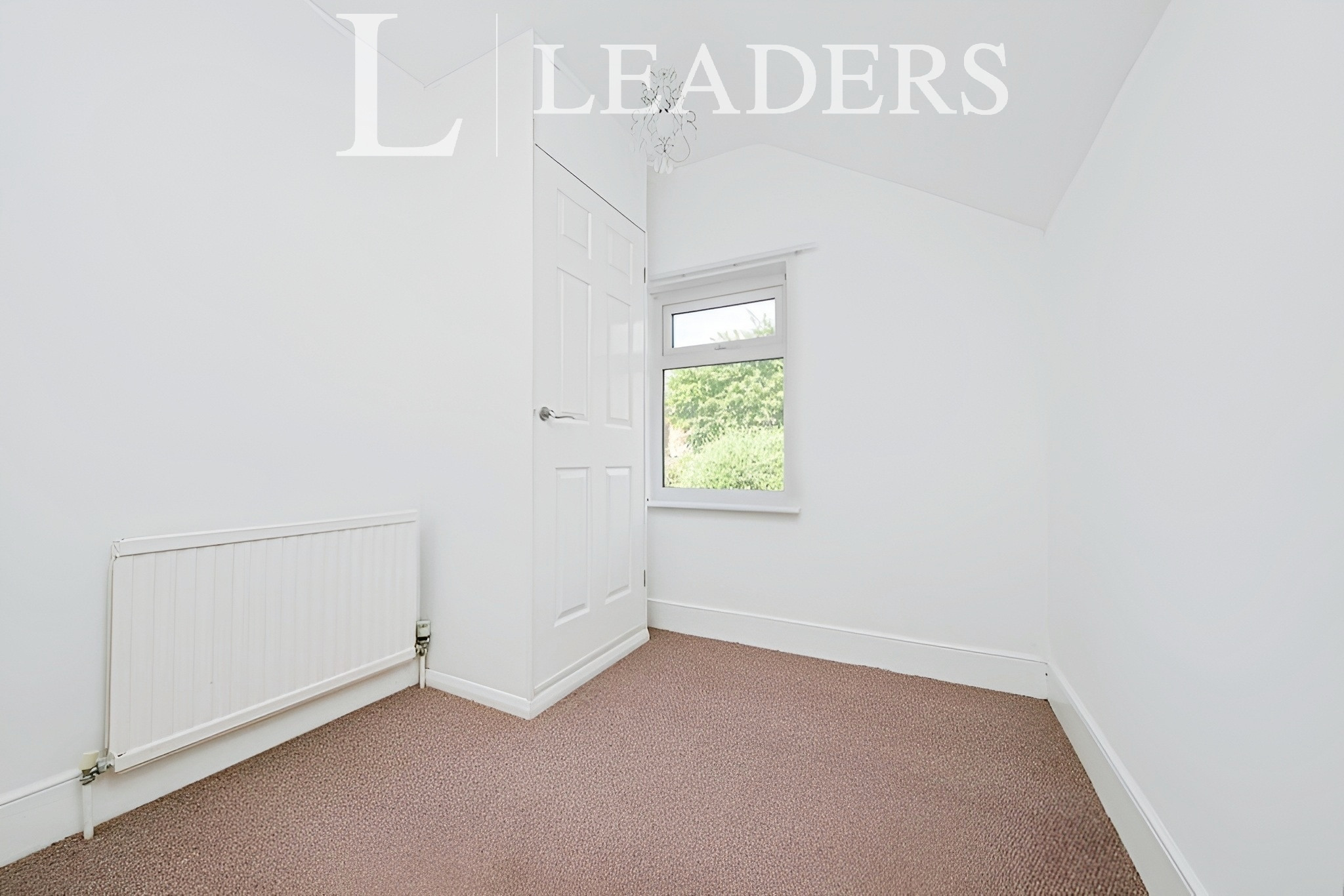 propertyP15781012
