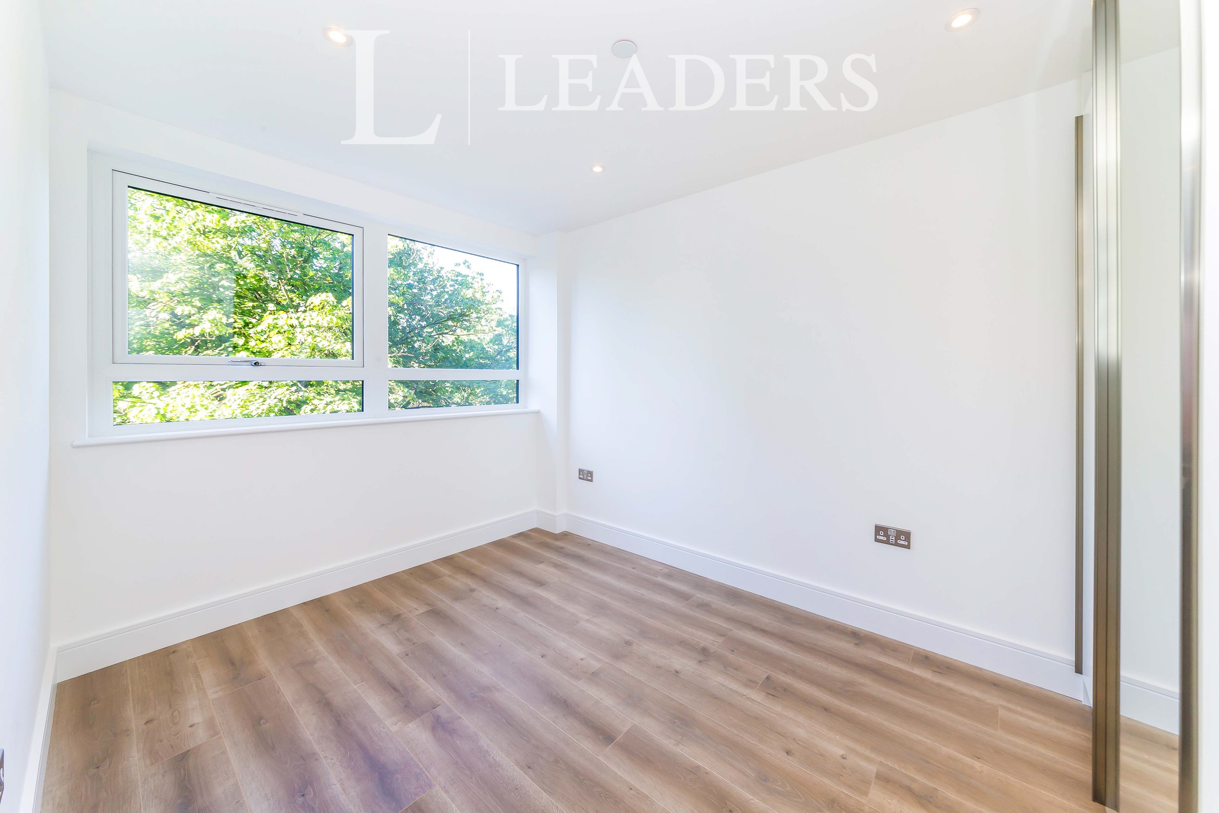 propertyP2903719