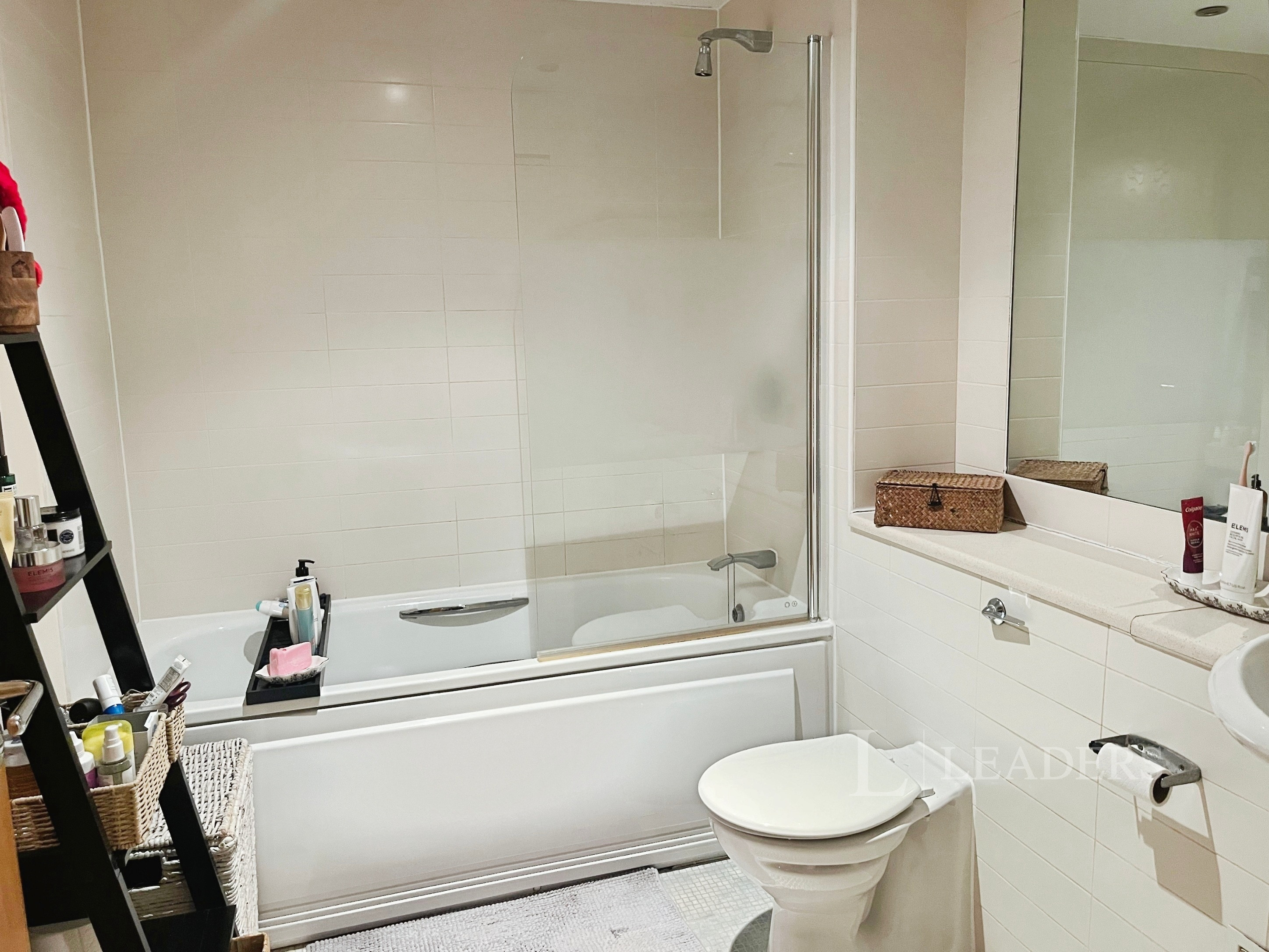 propertyP2368633