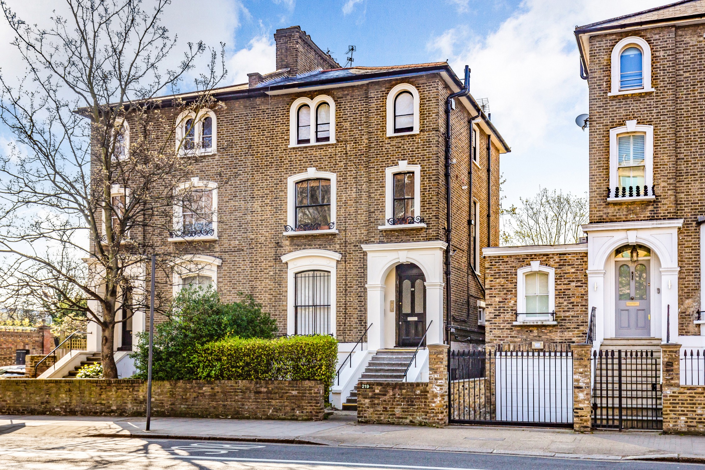 property-P288348-3