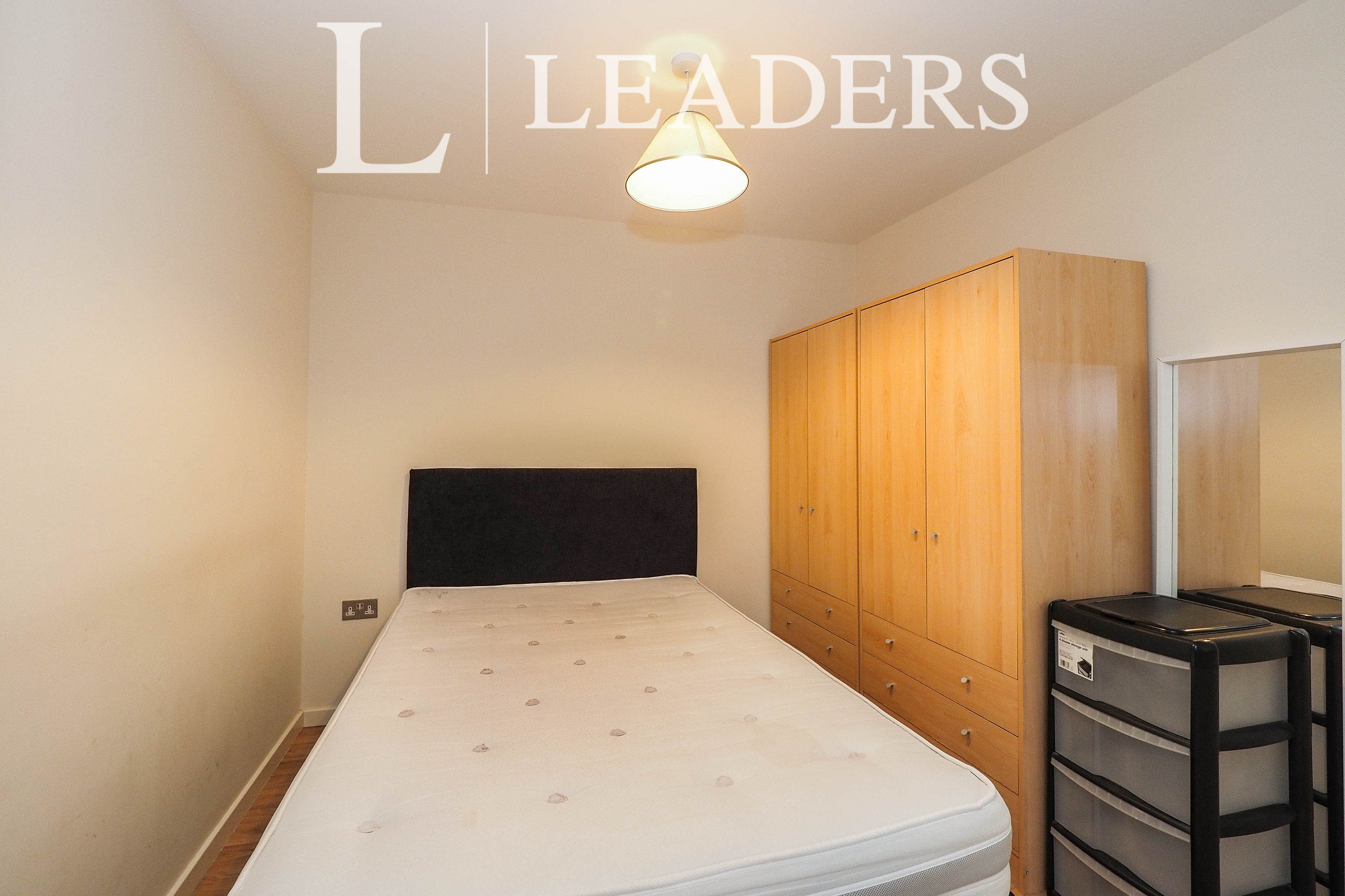 propertyP2306256