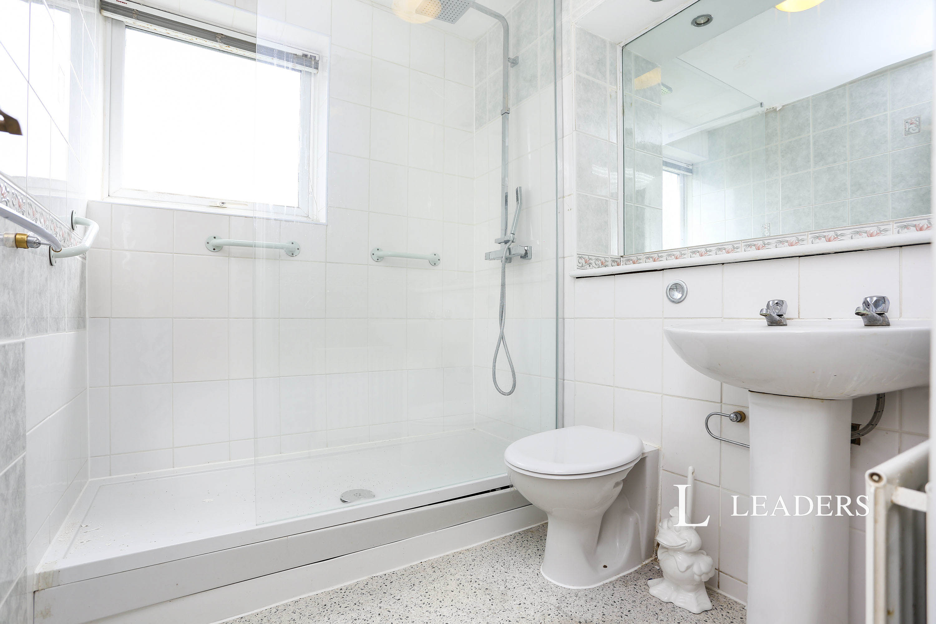 propertyP4683176