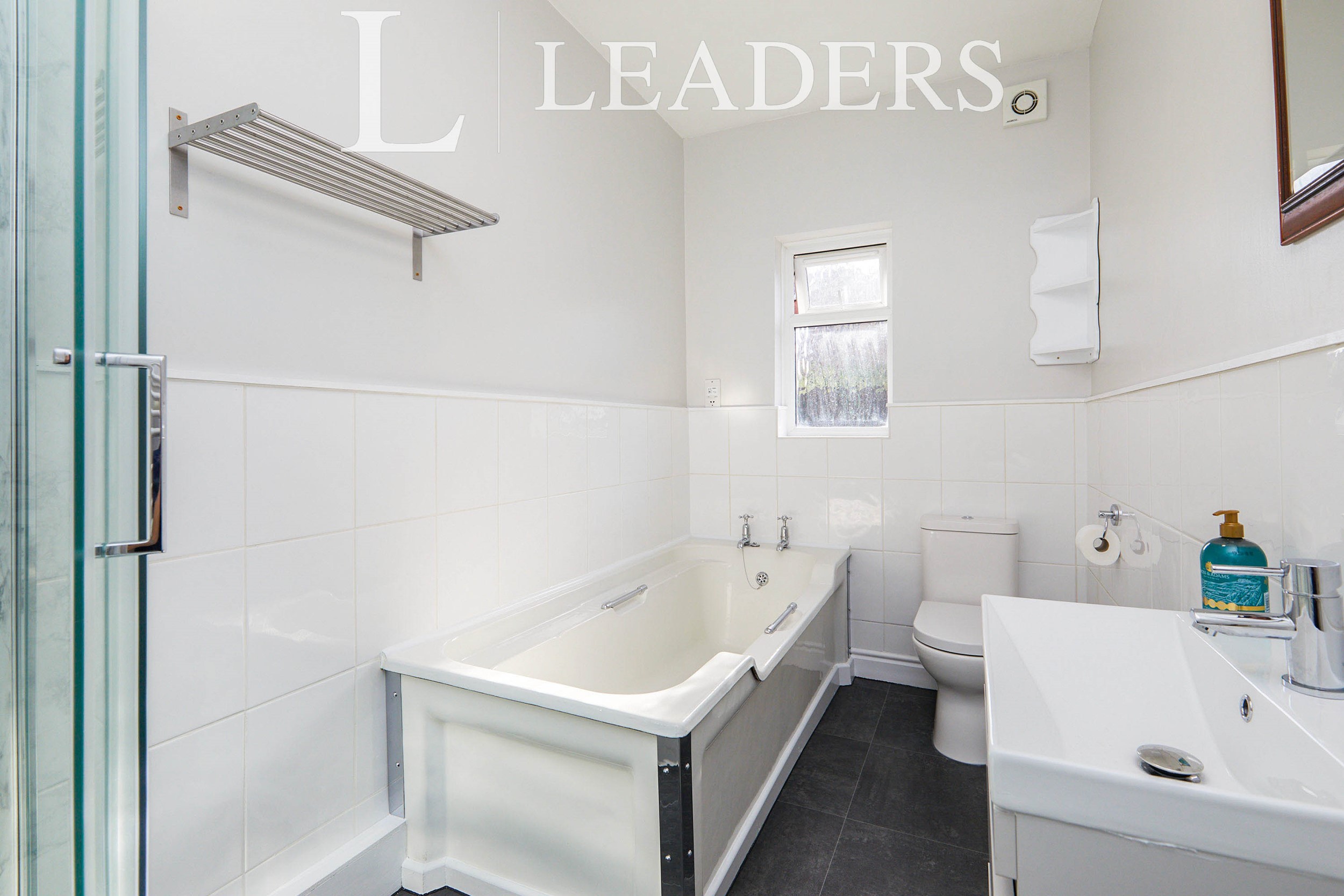 propertyP4356572