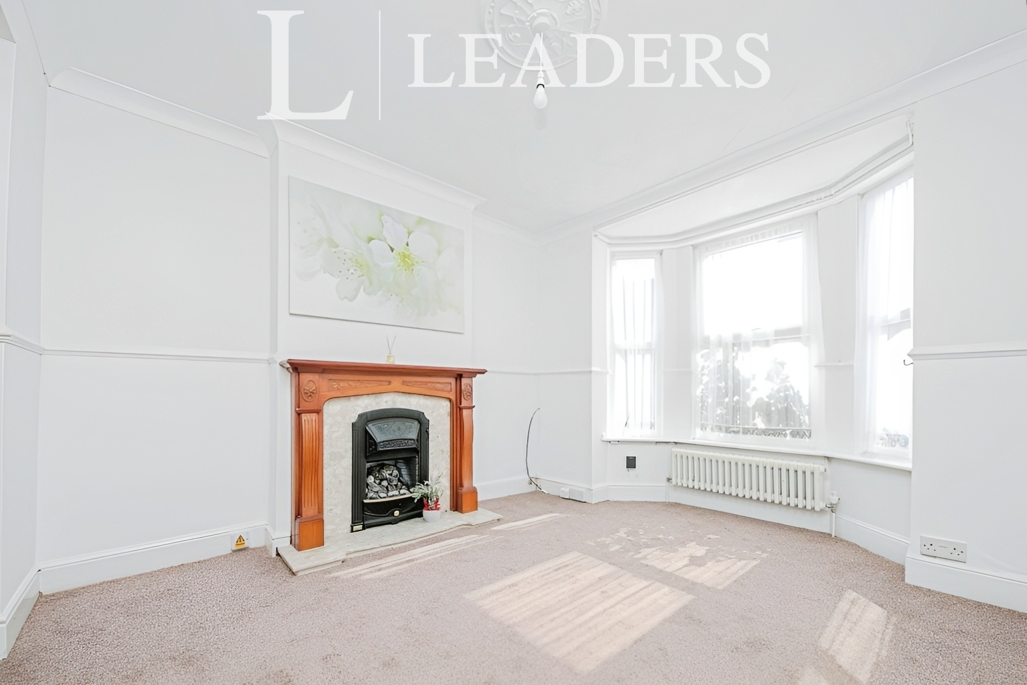 propertyP1578102
