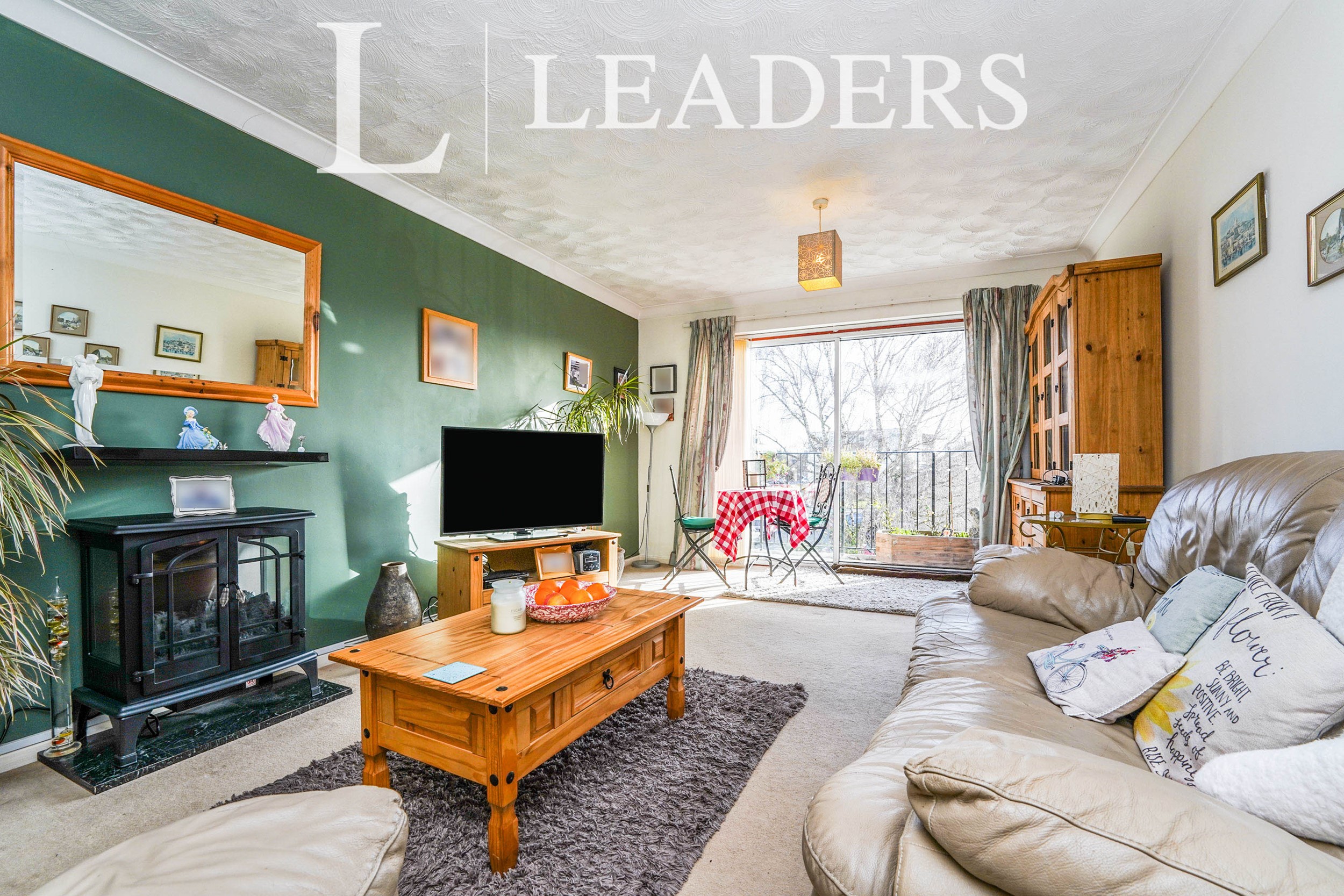 property-P148674-2
