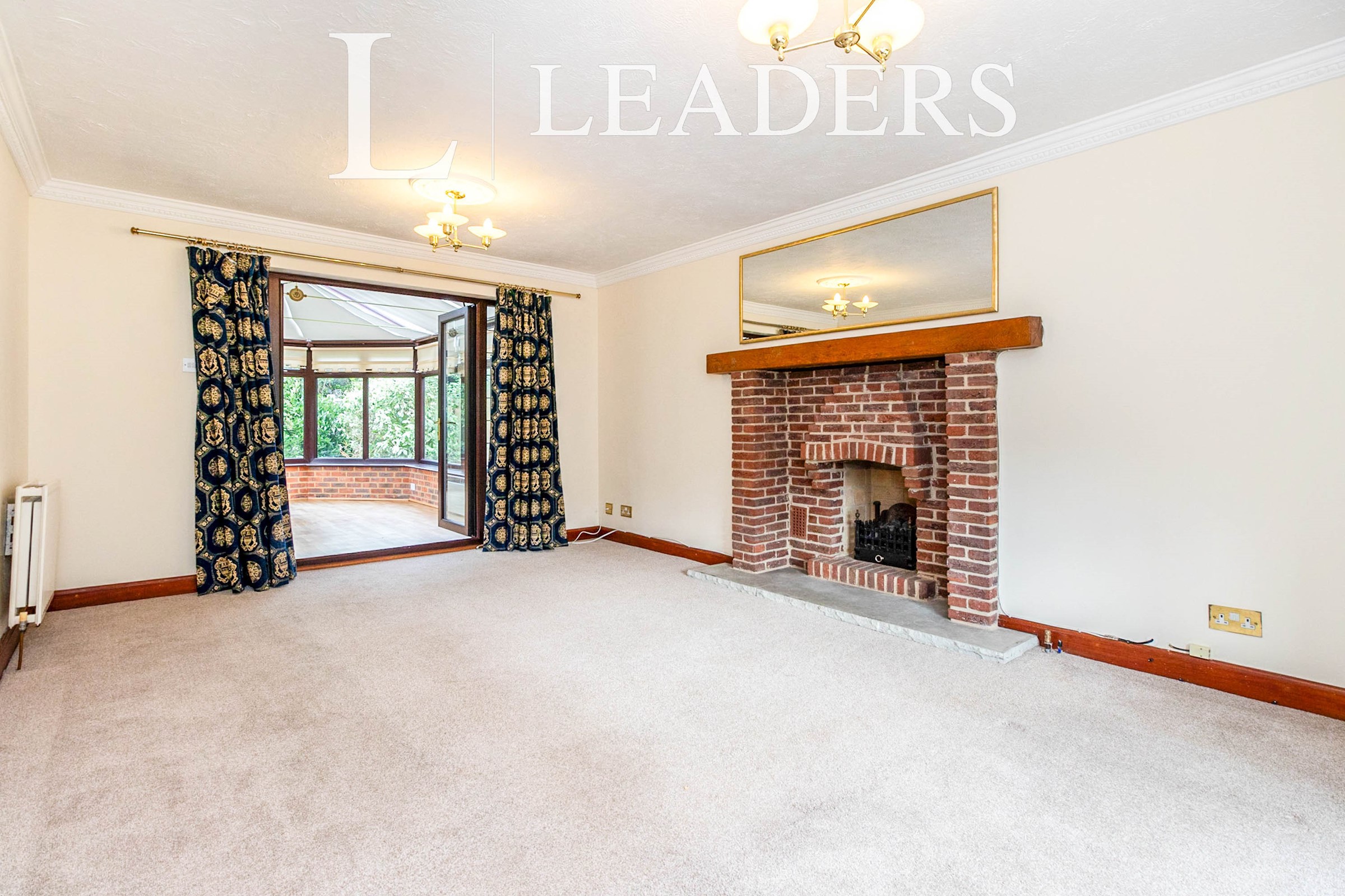 propertyP1073833