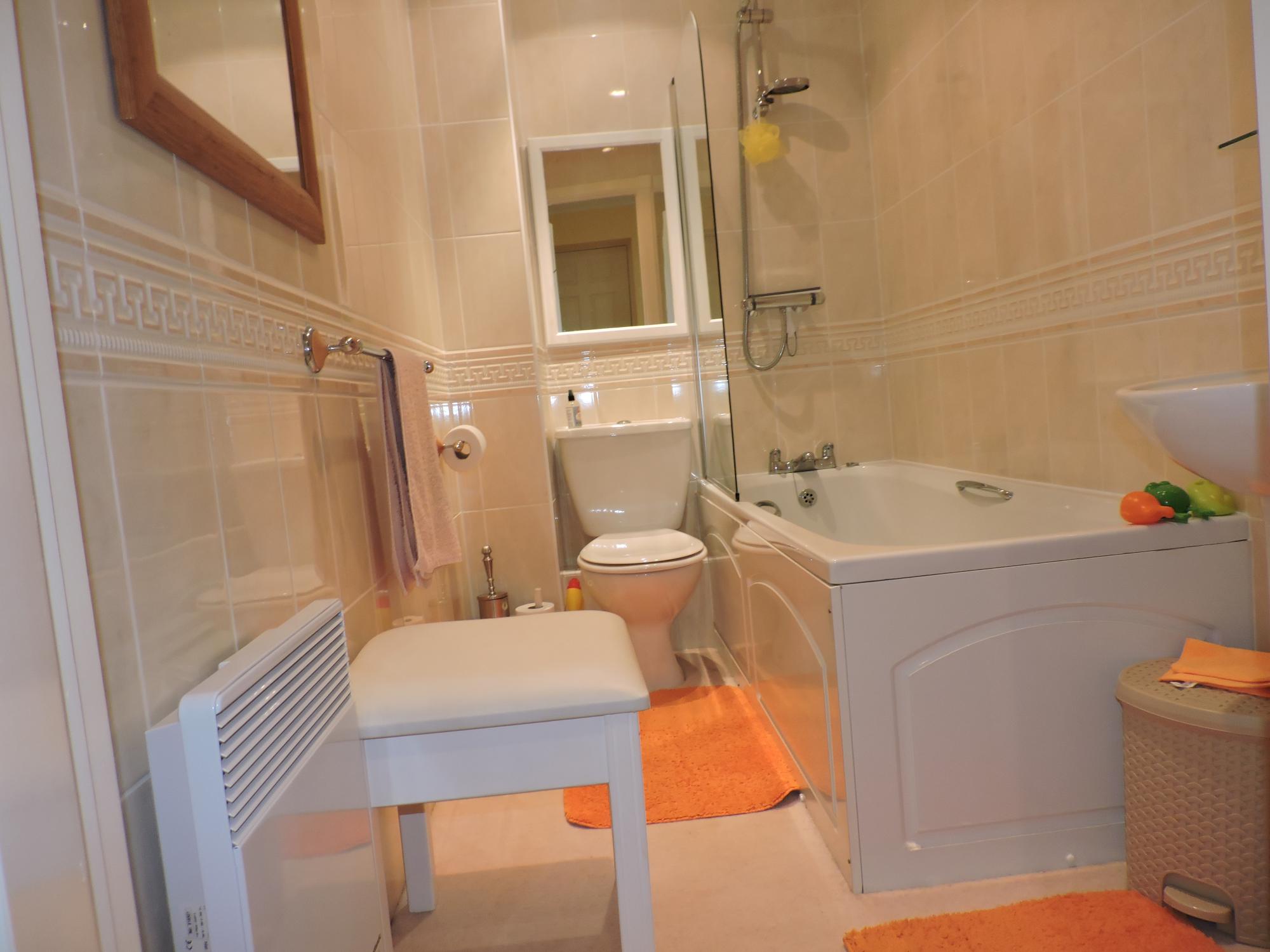 propertyP28000714