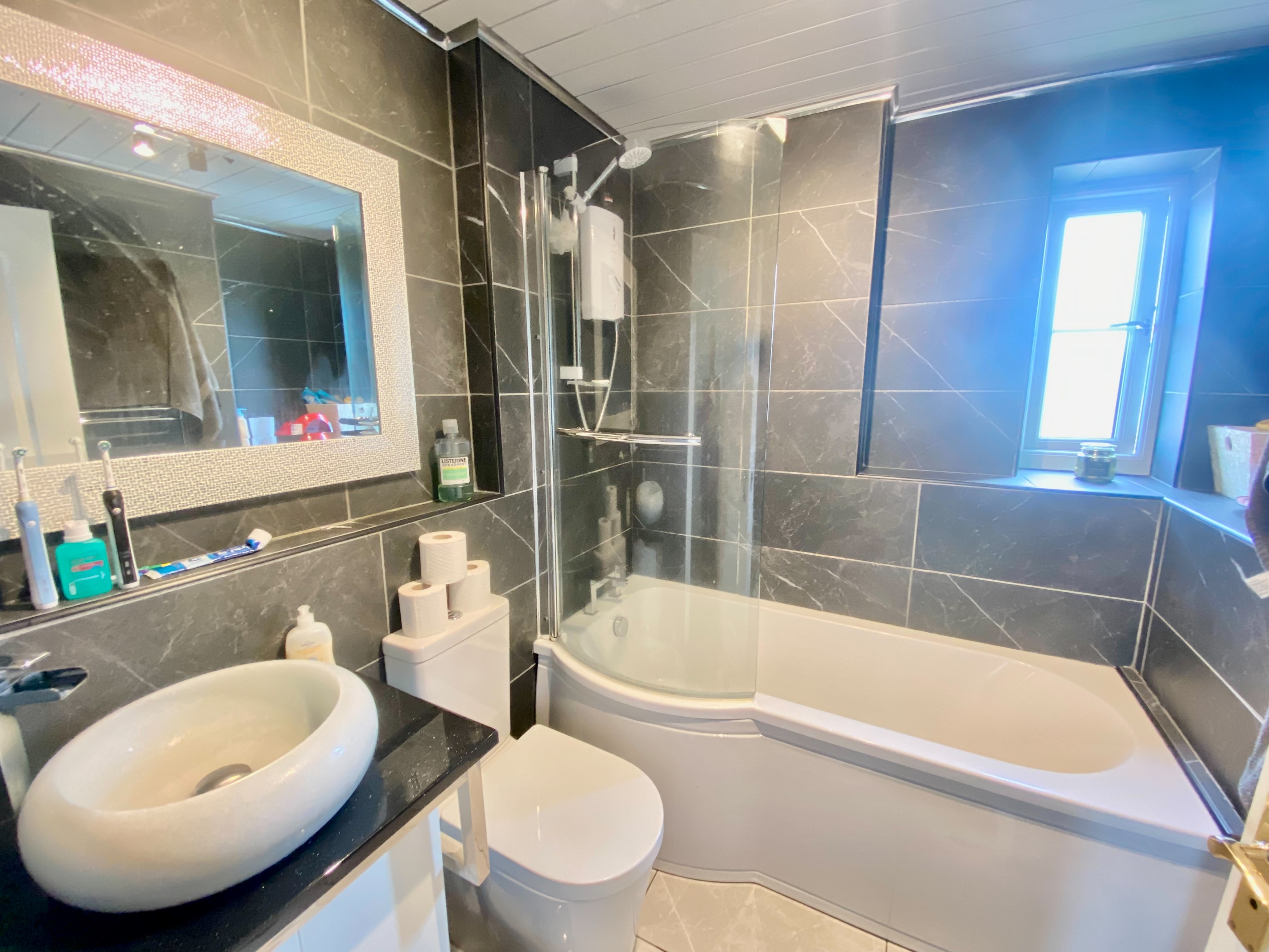 propertyP28423415