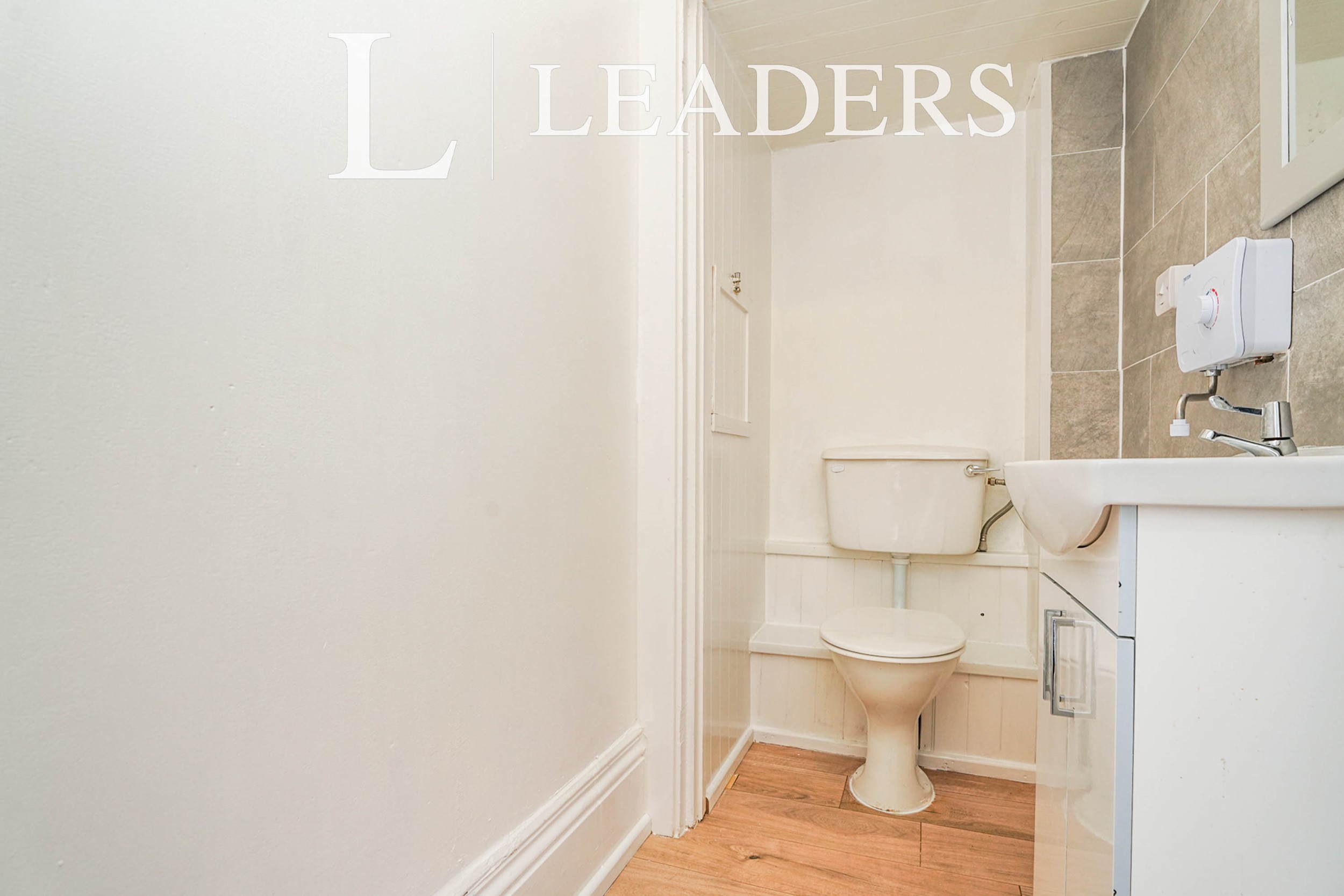 propertyP1487457