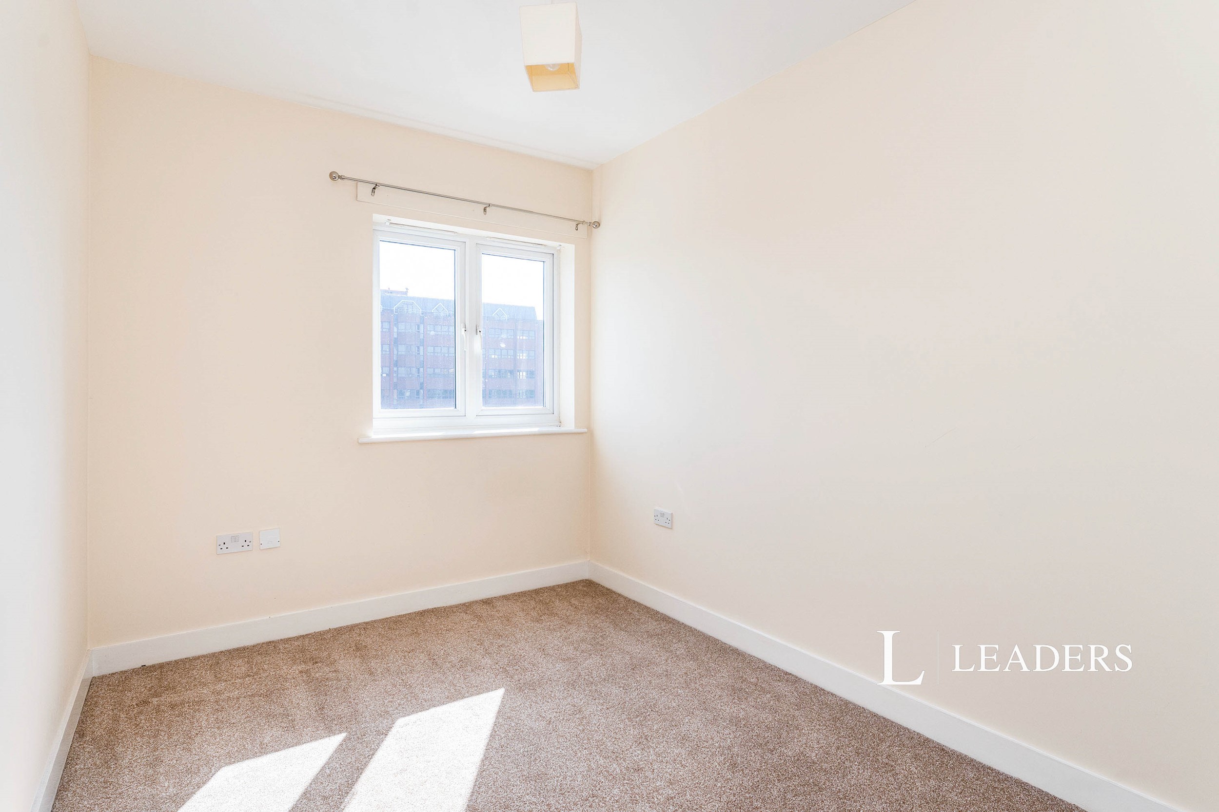 propertyP1348116