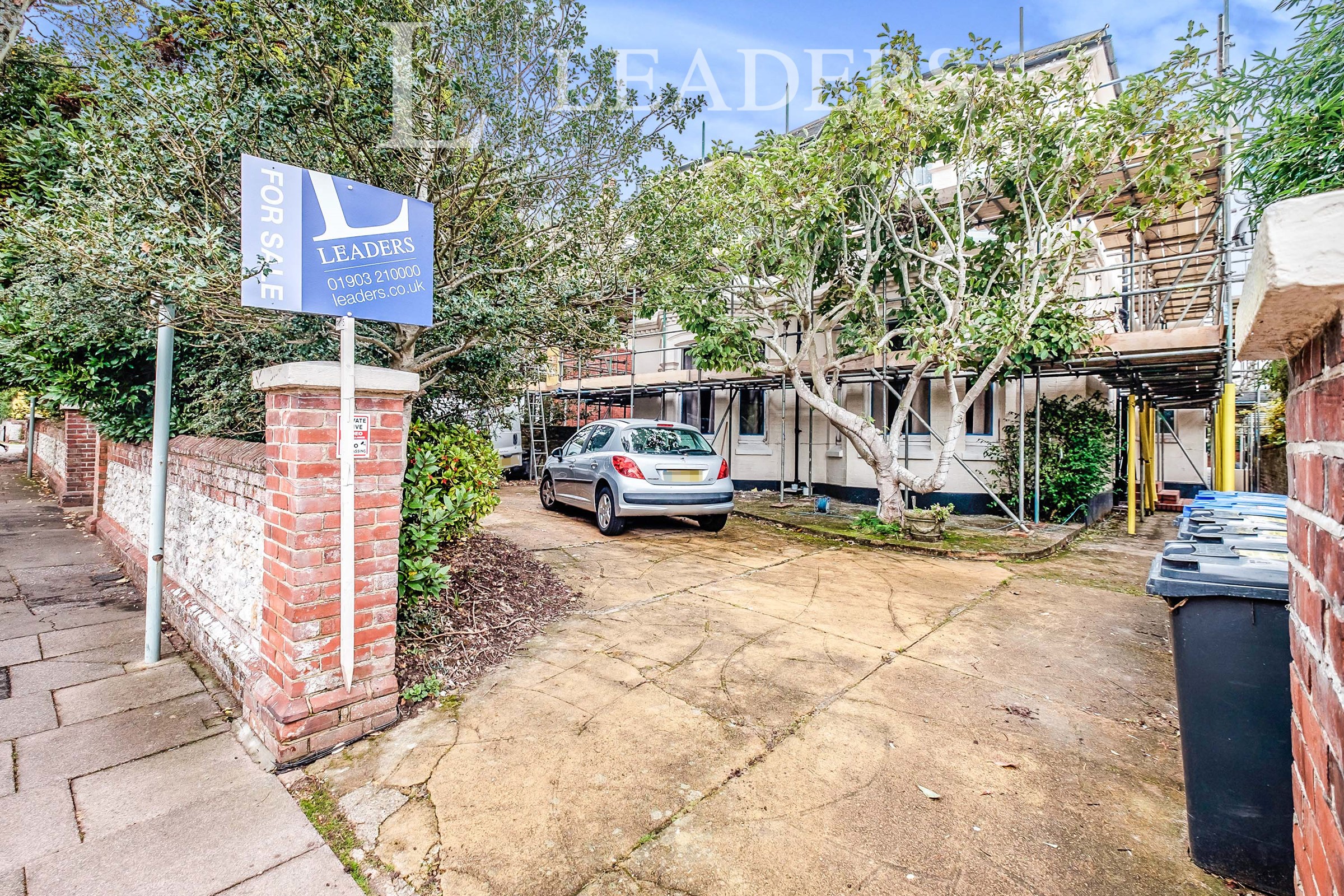 propertyP1282381
