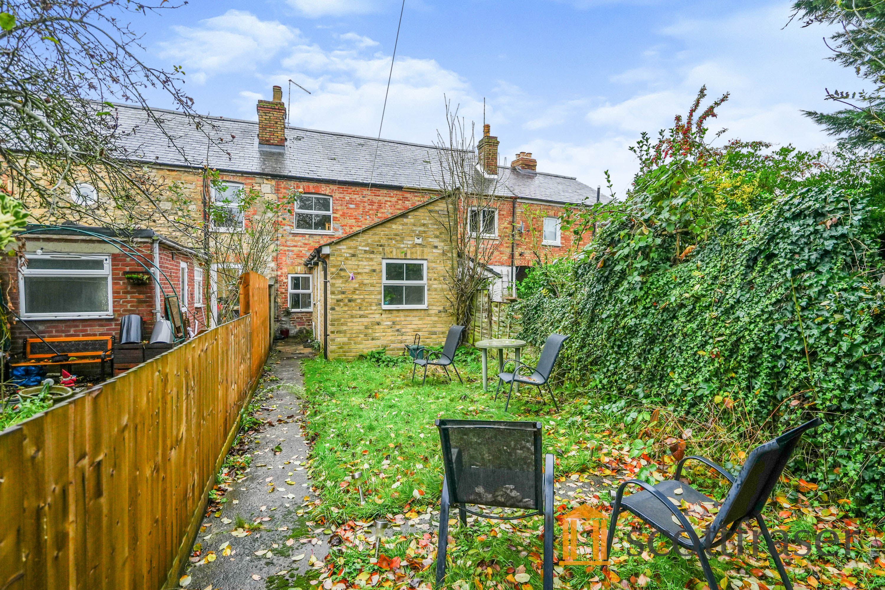 propertyP2076819
